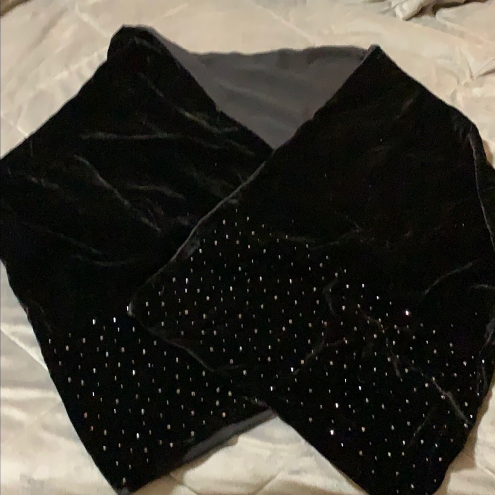 Velvet wrap